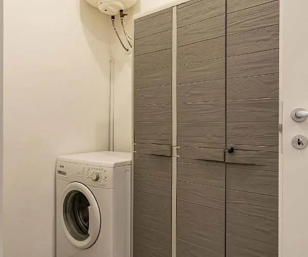 Pearl ✰✰✰✰✰ A 100 Metri Dal Apartamento Arona